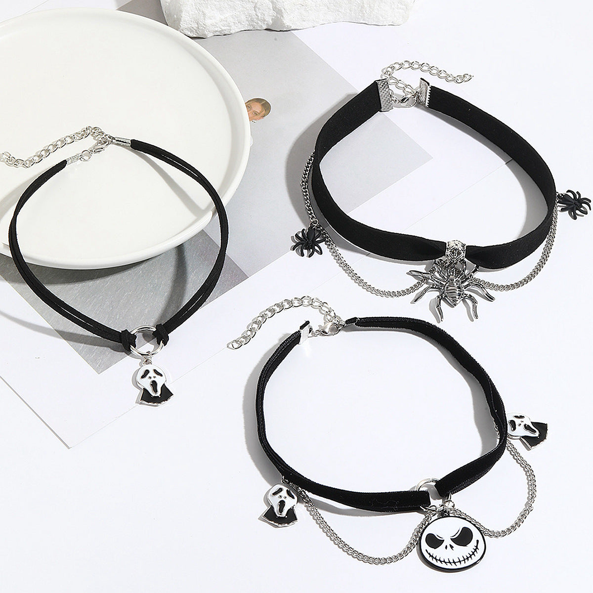Halloween Necklace  - Bat /Ghost /Skull /Pendant Pumpkin /Spider